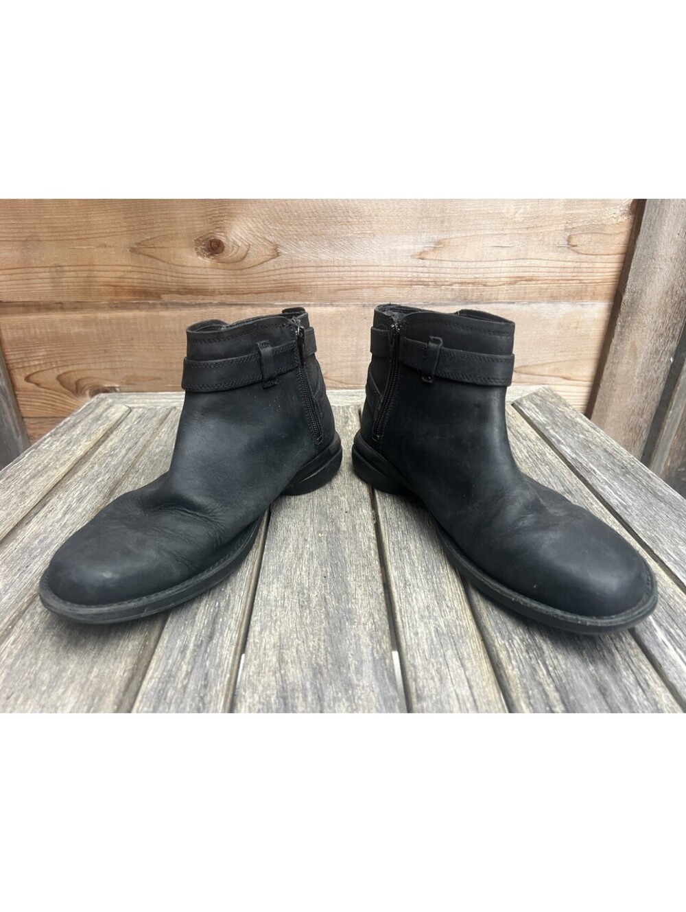 Merrell Womens 8.5 Black Leather Ankle Boots Buckle Strap Side Zip J17654